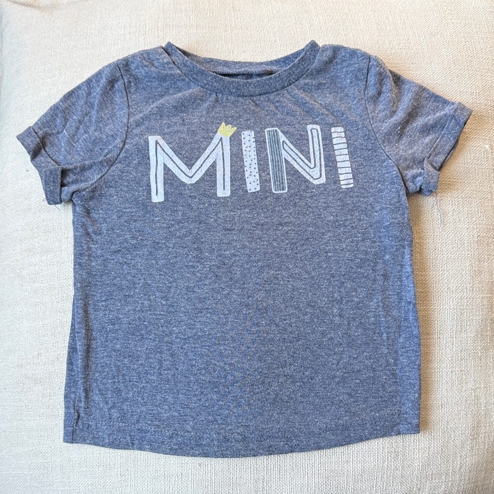 Tag blue Kids T-Shirt with 'MINI' Design